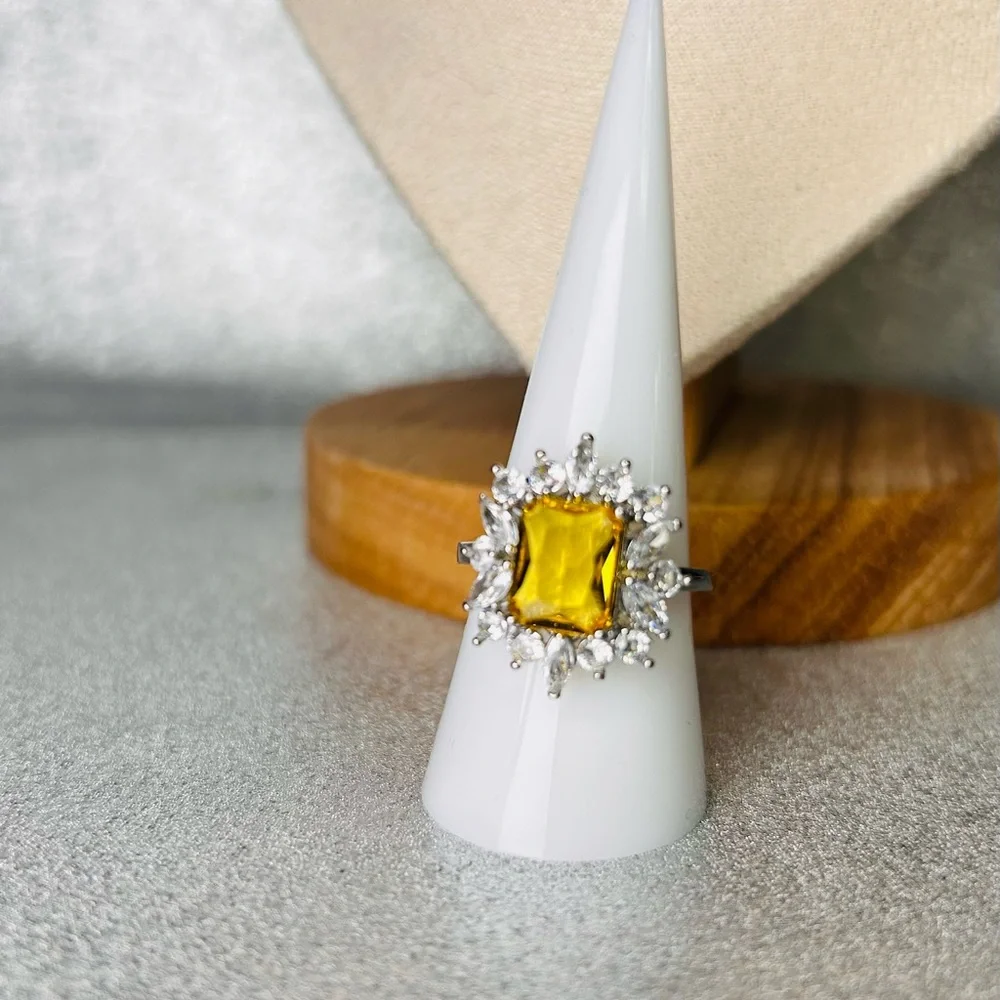 Lemon Cubic Zirconia Ring Framed in Sparkling CZ's Size 8 NWOT